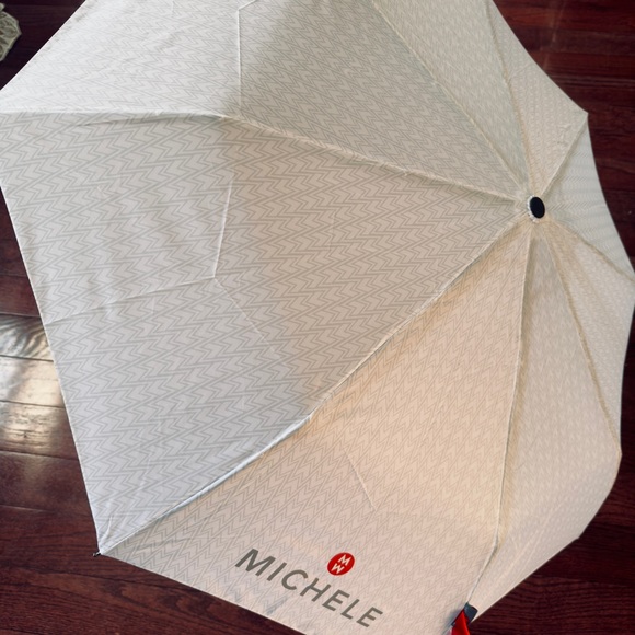 Genuine MICHELE Auto-Open Umbrella  - Merchandise Brand New - Picture 6 of 9